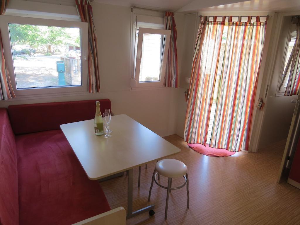 Camping Mia Bungalow & Mobile Home Biograd Na Moru Dış mekan fotoğraf